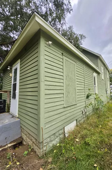 Other - 1069 E Main St, Benton, MI 49022 photo 1 of 16