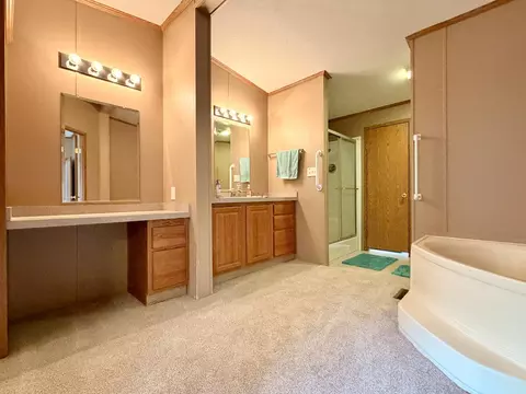 Bath - 102 Elderberry, Niles, MI 49120 photo 1 of 5