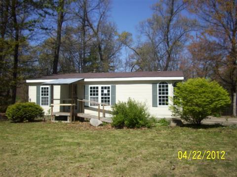1197 E 98th St, Grant, MI 49327 photo 1