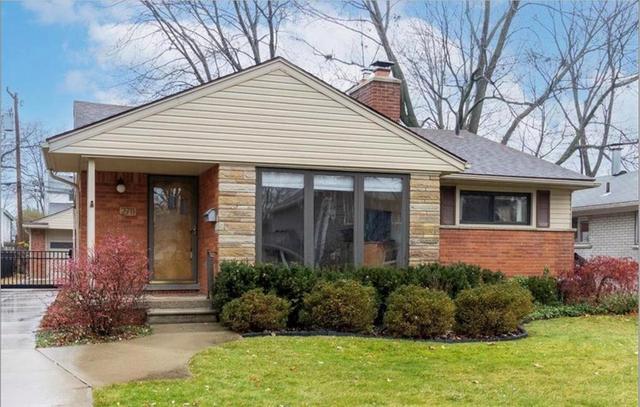 2711 Woodland Ave, Royal Oak, MI 48073
