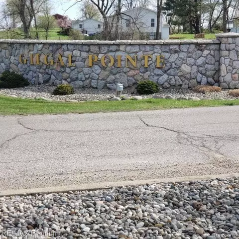 8638 Odowling Dr, Franklin, MI 49265