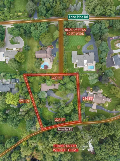 5050 Ponvalley Rd, Bloomfield, MI 48302
