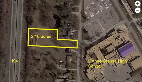 38491 Reimold St, Harrison, MI 48045