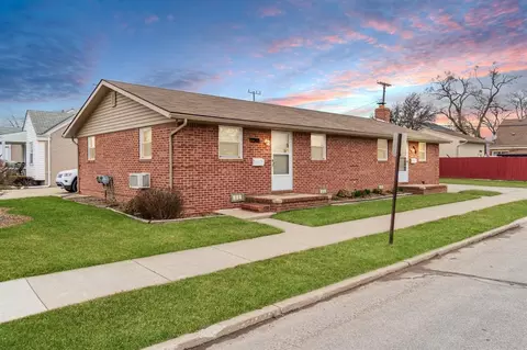 2146 Porter Ave, Lincoln Park, MI 48146
