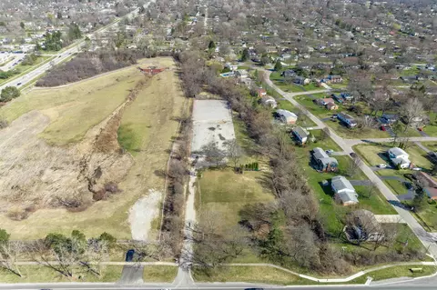29150 Farmington Rd, Farmington Hills, MI 48334