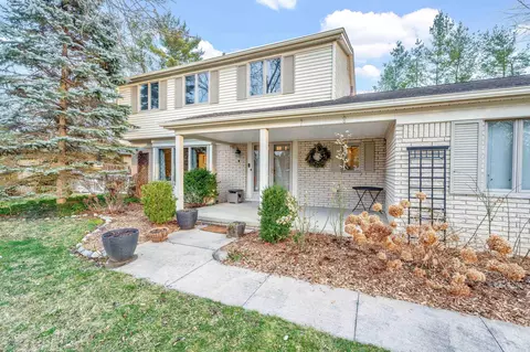 38470 Applewood St, Clinton Township, MI 48036