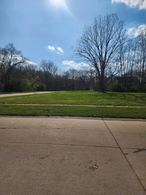 6092 Dexter St, Romulus, MI 48174