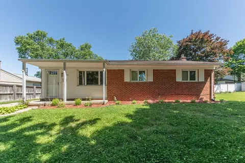 261 Wallace Dr, Saline, MI 48176 photo 1