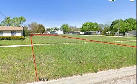 2213 Lakeview Ave, Ypsilanti, MI 48198