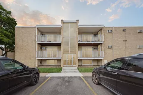 4905 N Crooks Road A2, Royal Oak, MI 48073