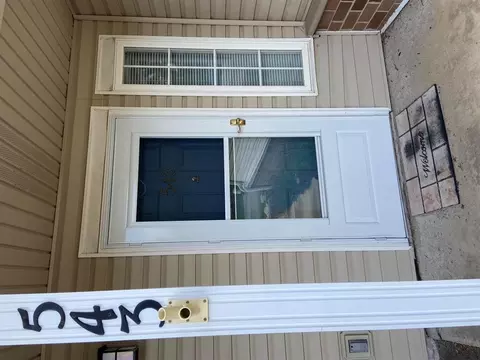 543 Lancaster Ct, Saline, MI 48176