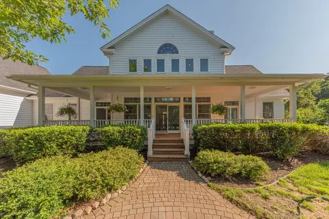 4053 Buckridge Ln, Scio, MI 48103