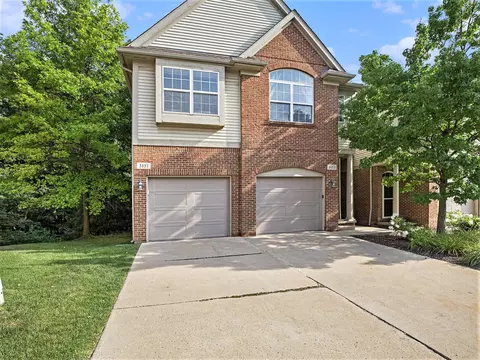 3151 Asher Rd UNIT ANN, Ann Arbor, MI 48104