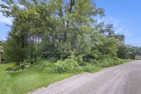 Spinnaker Ln, Henrietta, MI 49272