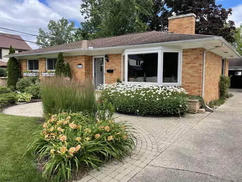 1431 Ardmoor Ave, Ann Arbor, MI 48103