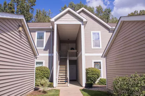 8167 Autumn Woods Trail Unit Trl #29, Superior, MI 48198