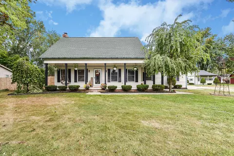 36733 Ellis St, Huron, MI 48164