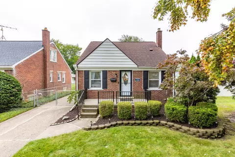 7639 Larme Ave, Allen Park, MI 48101