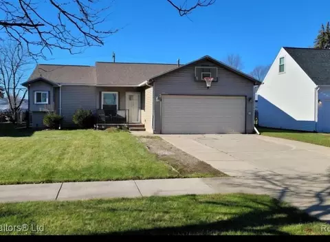 3624 S Merriman Rd, Wayne, MI 48184