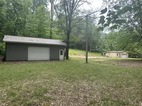 11995 Riethmiller Rd, Waterloo, MI 49240