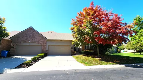 193 Winslow Circle Building 30 Unit Cir #59, Commerce, MI 48390