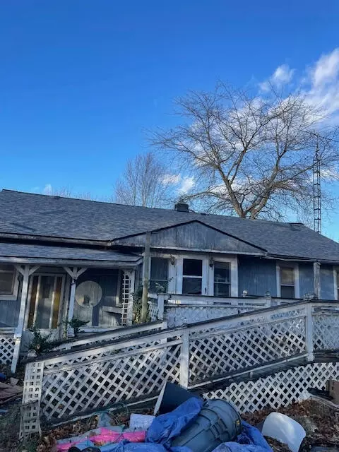 4296 Burgess Rd, Putnam, MI 48169