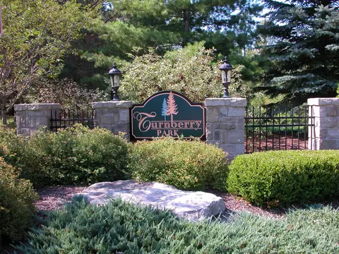 5936 Turnberry Ct, Salem, MI 48178