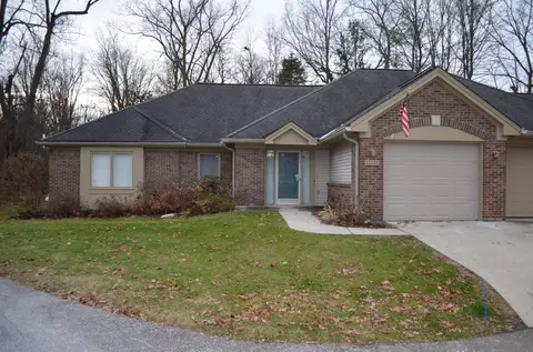 21321 Mulberry Ct, Farmington Hills, MI 48336