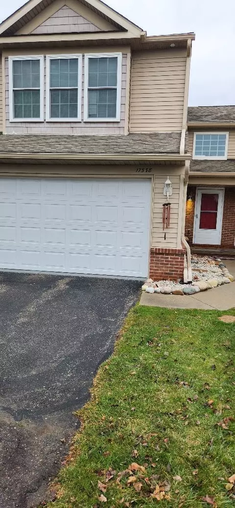 17538 Gateway Cir, Southfield, MI 48075