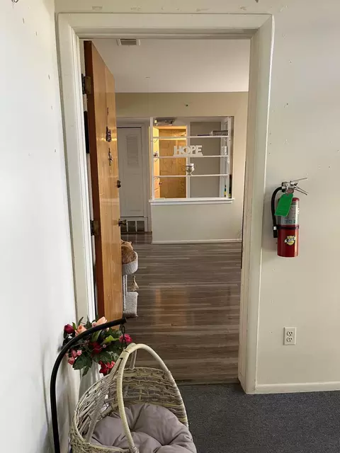 8250 Crestview Dr UNIT RLING, Sterling Heights, MI 48312