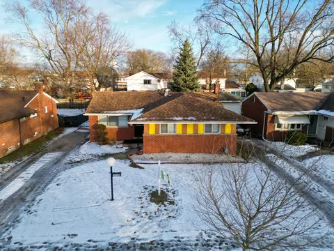 20328 Redfern St, Detroit, MI 48219