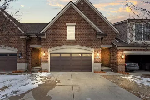 40614 Orchid Trl, Clinton Township, MI 48036