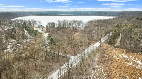 13505 Island Lake Rd, Dexter, MI 48118