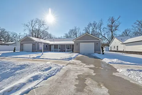 2027 Westland Drive Unit Dr #4, Southfield, MI 48075
