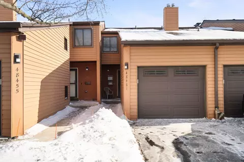 48461 Bayshore Dr, Van Buren, MI 48111