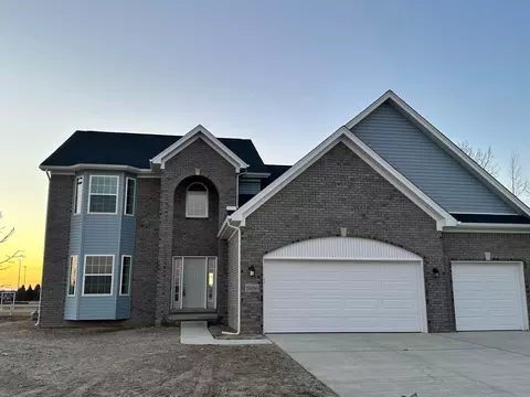 26080 Pennington Ct, Brownstown, MI 48134