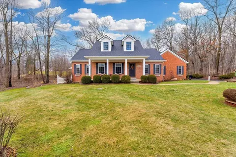 2043 Blackberry Ln, Oceola, MI 48855