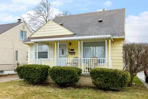 2095 Leblanc St, Lincoln Park, MI 48146