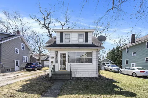 753 Oakdale Ave, Jackson, MI 49203
