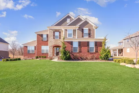 1236 Longspur Blvd, Orion, MI 48360