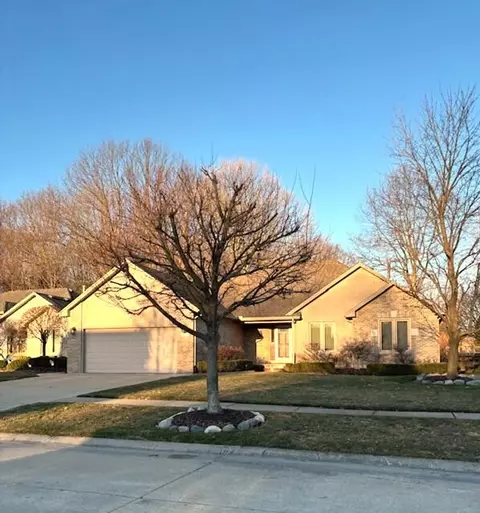 42135 Brianna Dr, Clinton Township, MI 48038