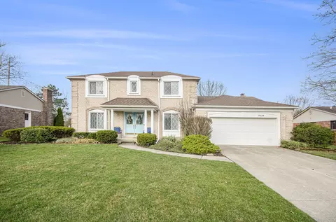 9639 N Canton Center Rd, Plymouth, MI 48170