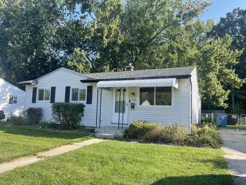 1532 Harvest Ln, Superior, MI 48198