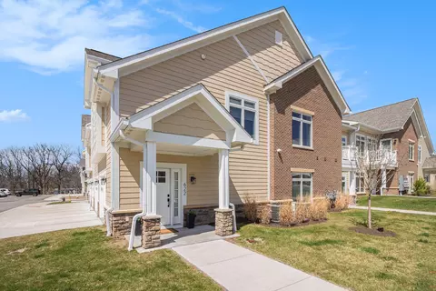 622 Boardwalk Ln #BLDG 50, Dexter, MI 48130