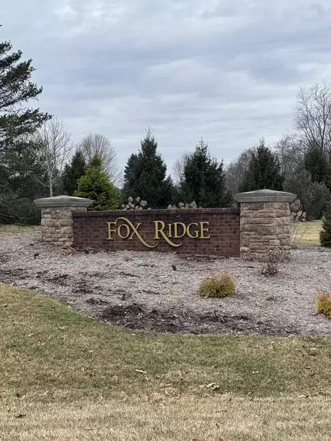 7118 Ridge Line Cir, Dexter, MI 48130