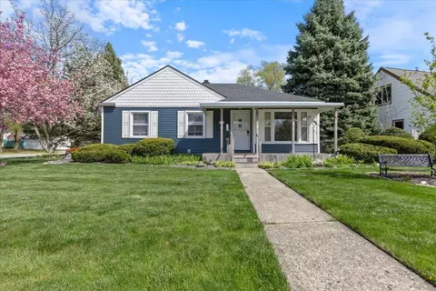 1299 Warrington St, Mount Clemens, MI 48043