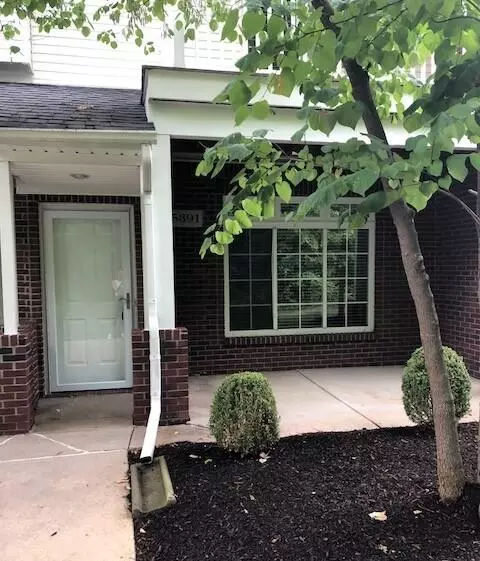 5391 Twin Oaks Dr, Sterling Heights, MI 48314