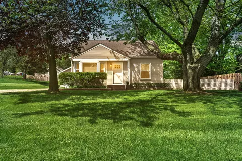 5023 Church Rd, Superior, MI 48105