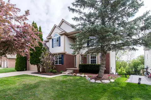 1851 Harley Dr, Scio, MI 48103