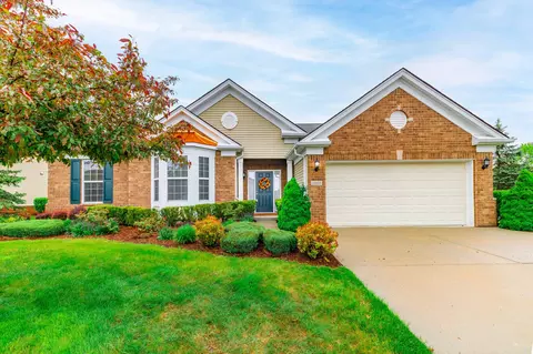 23900 Montague Drive Unit Dr #285, Brownstown, MI 48134